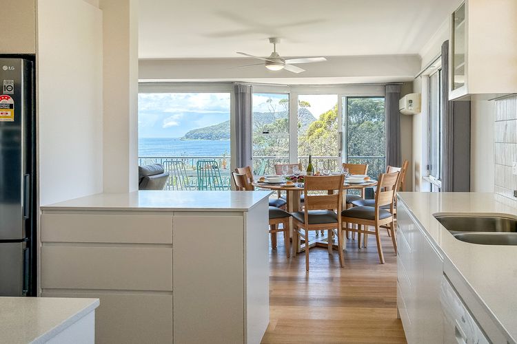 Albacore 7, 12-14 Ondine Close – waterfront, pool, lift & views