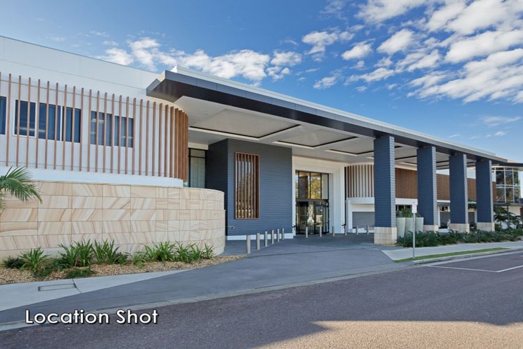 Albacore 7, 12-14 Ondine Close – waterfront, pool, lift & views