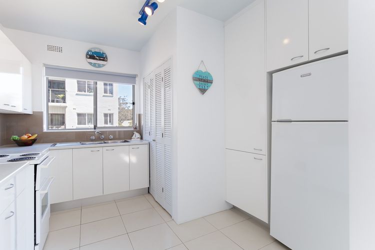 Krait Court, 1/6-8 Krait Cl – great 2 bedroom unit close to little beach