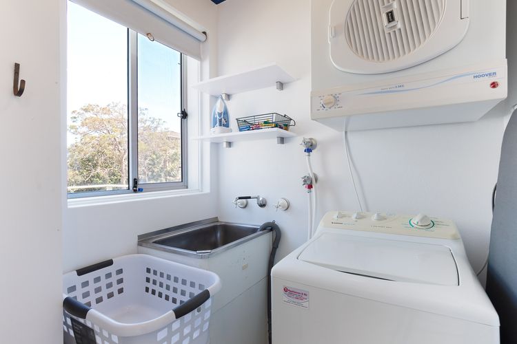 Krait Court, 1/6-8 Krait Cl – great 2 bedroom unit close to little beach