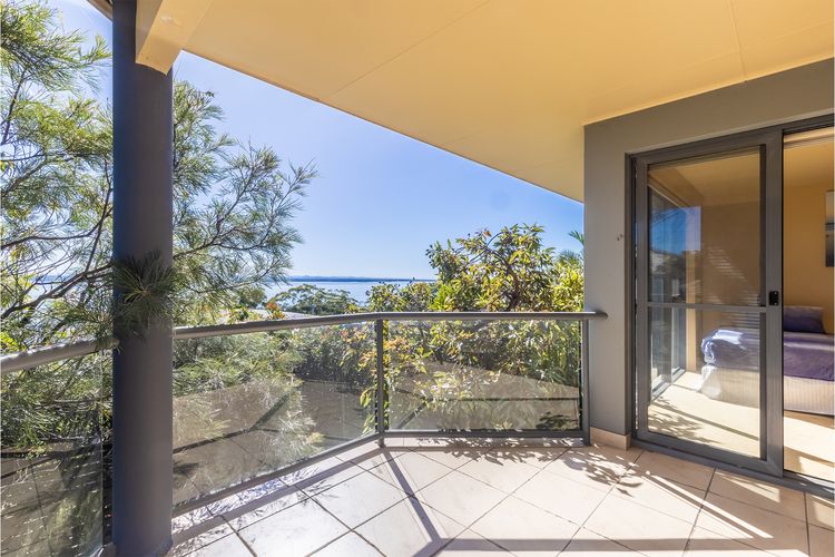 High View, 23 Wollomi Ave – perfect coastal getaway,  with stunning water views and WIFI