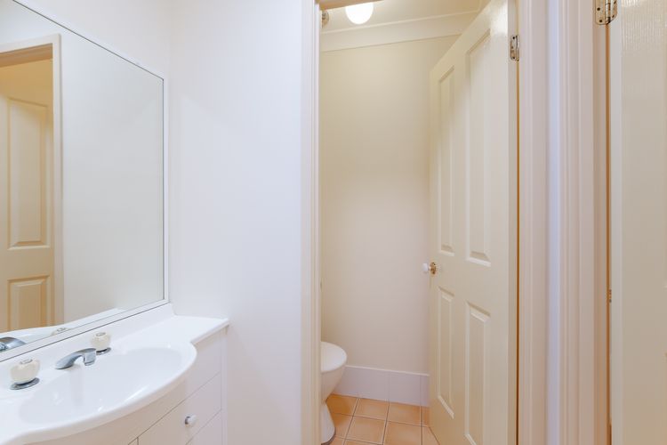 Clancys 149 Spinnaker Way – Air Con, Wi-Fi,