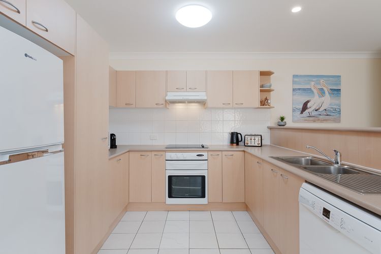 Clancys 149 Spinnaker Way – Air Con, Wi-Fi,