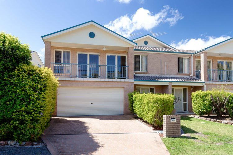 Clancys 149 Spinnaker Way – Air Con, Wi-Fi,