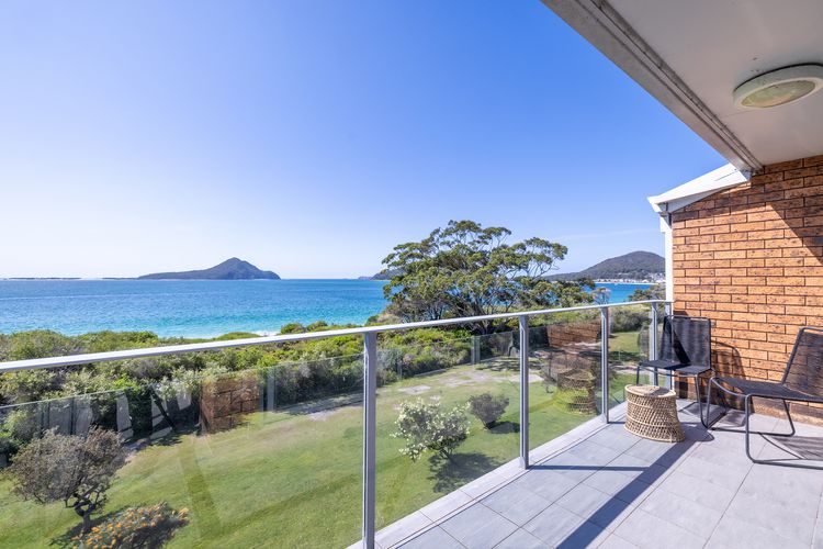 Luskin Lodge, 11/29 Weatherly Close – stunning water views