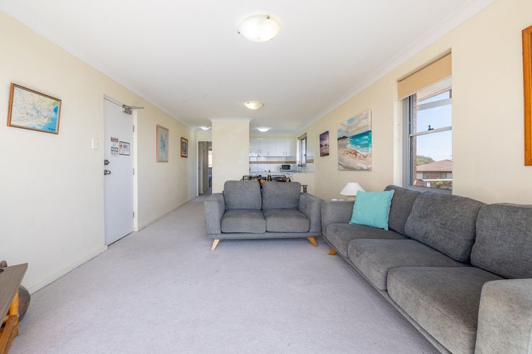 Luskin Lodge, 11/29 Weatherly Close – stunning water views