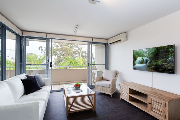 Bayview Apartments 10/42 Stockton St – Stylish apartment with air conditioning and Wi-Fi conveniently located in the heart of Nelson Bay