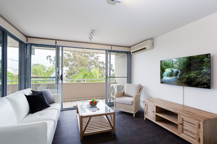Bayview Apartments 10/42 Stockton St – Stylish apartment with air conditioning and Wi-Fi conveniently located in the heart of Nelson Bay