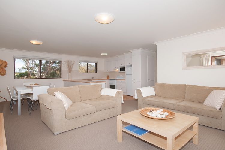 Promenade 11, 8 Intrepid Close – air conditioned unit with beautiful water views