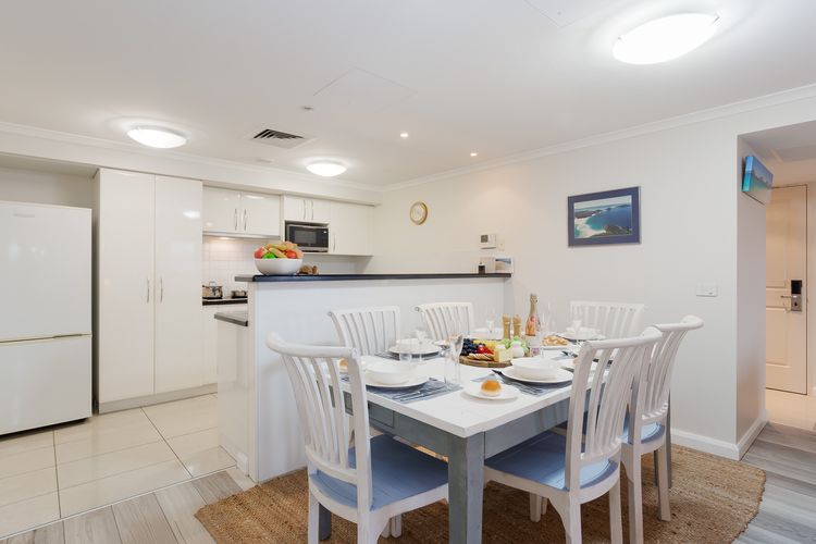 101 The Breakwater 2 Messines – Linen, Wifi, Air con