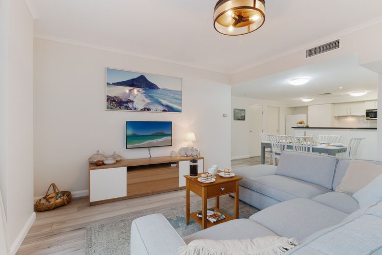 101 The Breakwater 2 Messines – Linen, Wifi, Air con