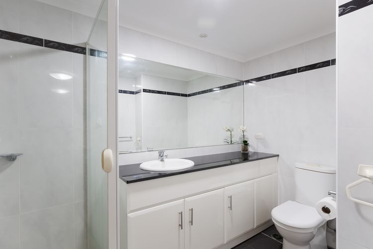 101 The Breakwater 2 Messines – Linen, Wifi, Air con