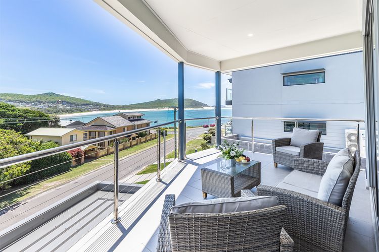 Fingal Bay View Unit 1