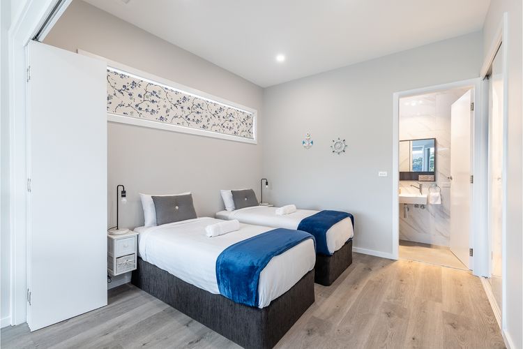 Fingal Bay View Unit 1