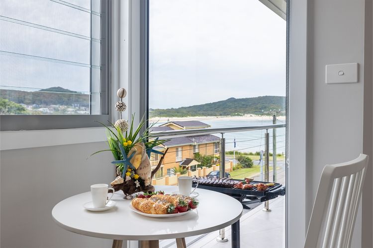 Fingal Bay View Unit 1