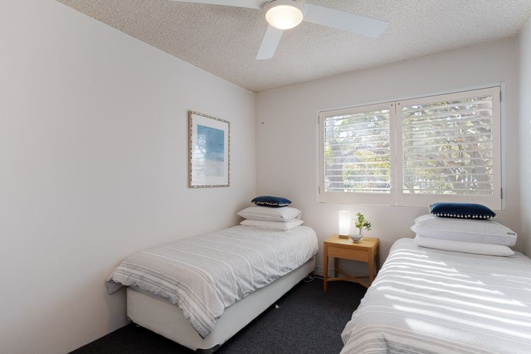 Intrepid, 1/3 Intrepid Close – Amazing views of Shoal Bay, only 100m from the Beach