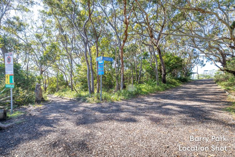 Fingal Bay Seabreeze Unit 2/16 Tuna Crescent