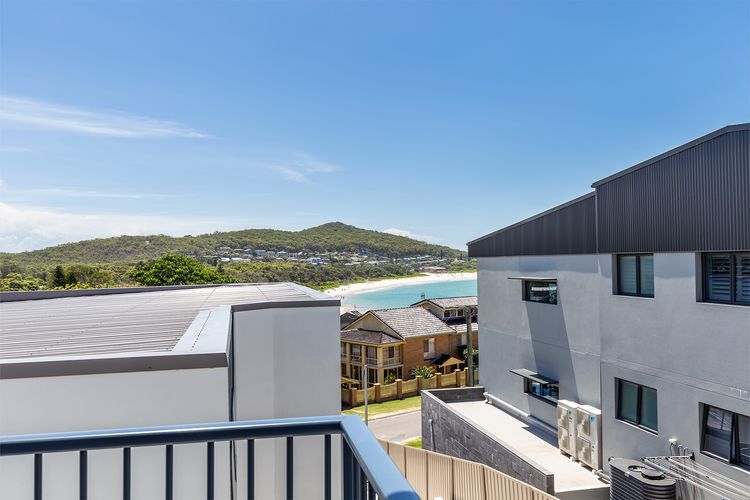 Fingal Bay Seabreeze Unit 2/16 Tuna Crescent