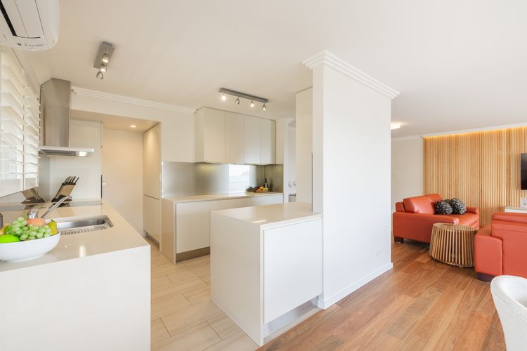 Albacore, 5  12-14 Ondine Close – waterfront, pool, lift & views