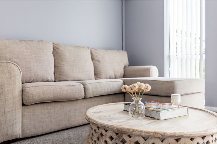 Kristie Court 3, 7 Weatherly Close with air con and close to the beach