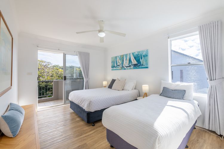 Albacore 6, 12-14 Ondine Close – waterfront, pool, lift & views