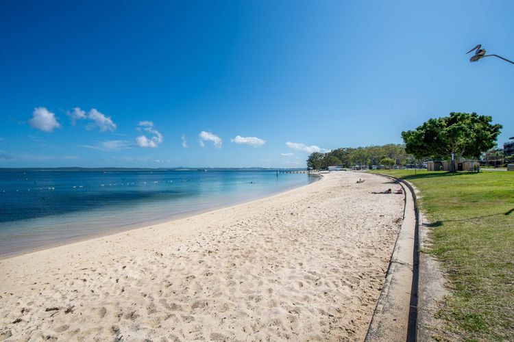 Collendina 15 19 Kurrawa Close water views and wifi