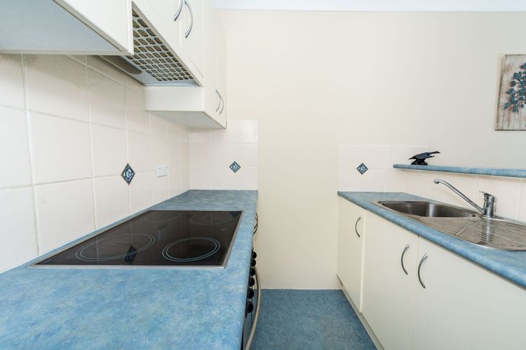 Collendina 15 19 Kurrawa Close water views and wifi