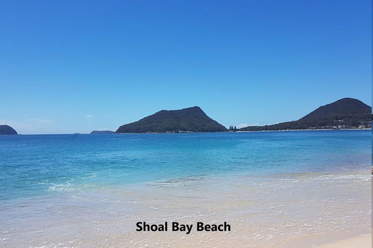 The Bay House, 48 Government Road Shoal Bay– 5 bedroom holiday home with Wi-Fi & Foxtel
