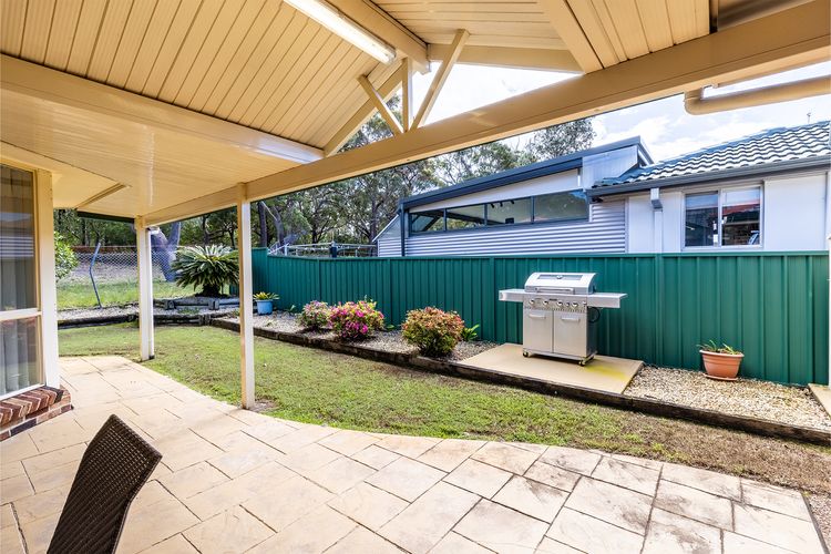 The Bay House, 48 Government Road Shoal Bay– 5 bedroom holiday home with Wi-Fi & Foxtel
