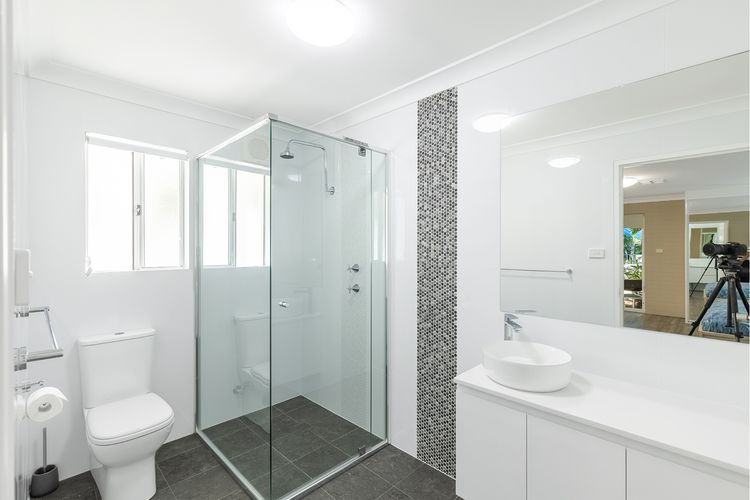 Dolphin Lagoon, 196 Soldiers Pt Rd – Luxury Escape