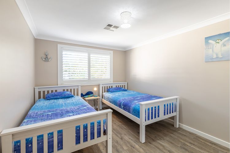 Dolphin Lagoon, 196 Soldiers Pt Rd – Luxury Escape