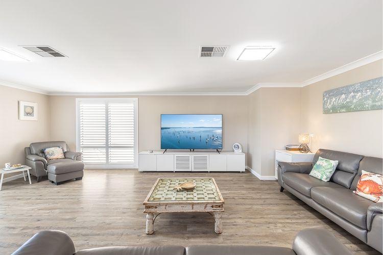 Dolphin Lagoon, 196 Soldiers Pt Rd – Luxury Escape