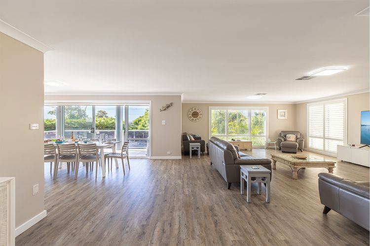 Dolphin Lagoon, 196 Soldiers Pt Rd – Luxury Escape