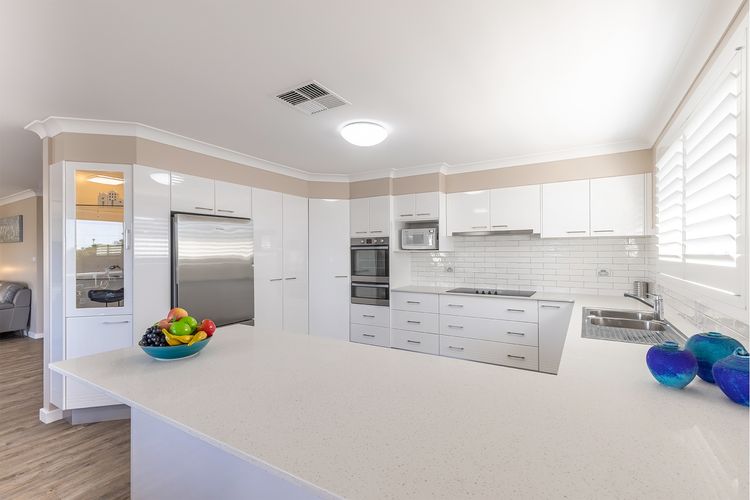 Dolphin Lagoon, 196 Soldiers Pt Rd – Luxury Escape