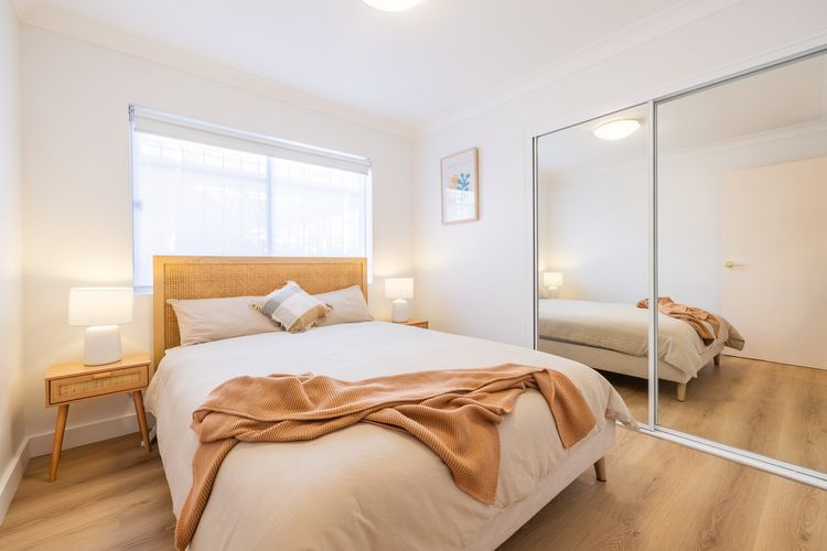 Bay Getaway, 1/65 Ronald Ave – recently renovated unit water views