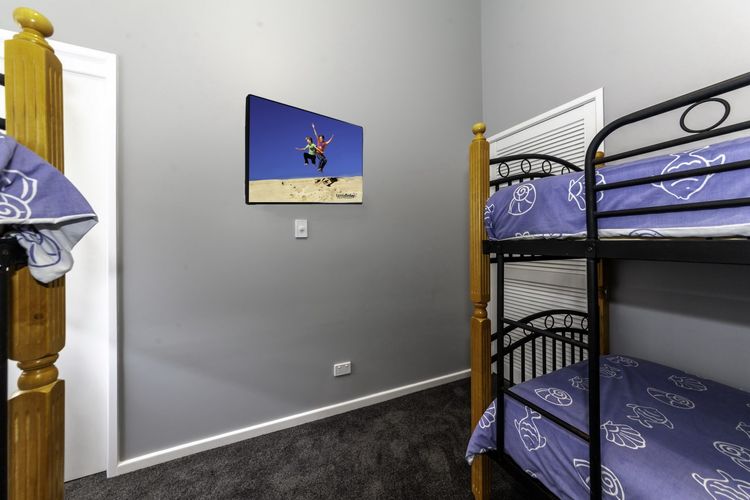 Bay Parklands 4, 2 Gowrie Avenue – pool & tennis court