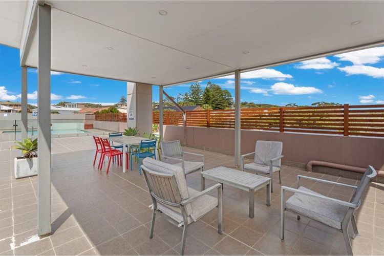 Villa Serene, 3/6-10 Market Street –  Surfside Apartments WiFi, water views, Air Con,  Pool