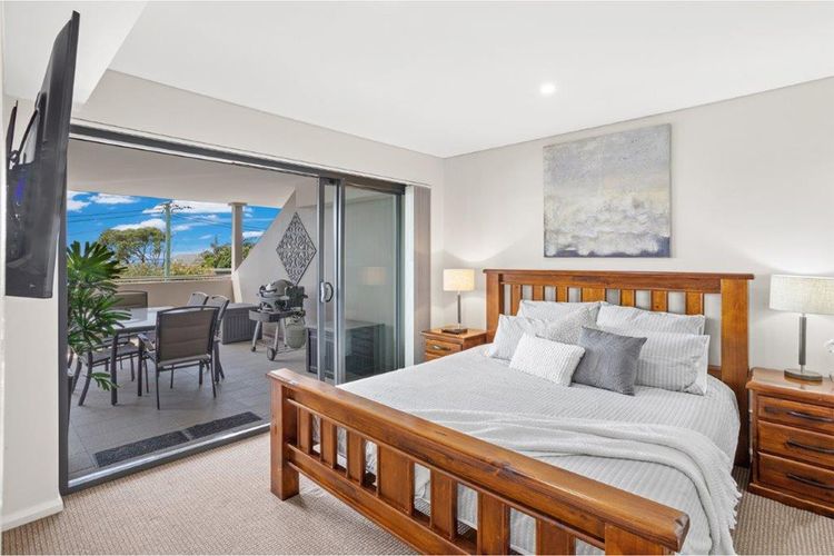 Villa Serene, 3/6-10 Market Street –  Surfside Apartments WiFi, water views, Air Con,  Pool