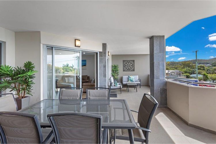 Villa Serene, 3/6-10 Market Street –  Surfside Apartments WiFi, water views, Air Con,  Pool