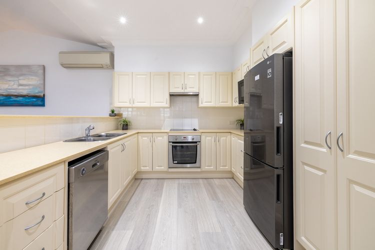 Resthaven, 3b Messines Street