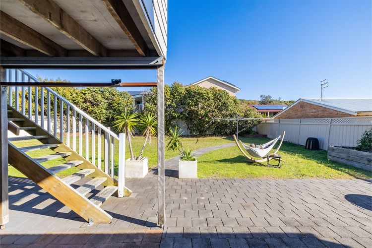 43 Squire Street, Fingal Bay