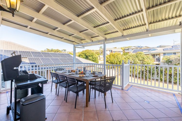 43 Squire Street, Fingal Bay