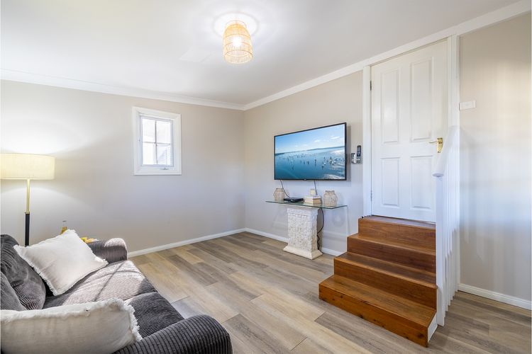 43 Squire Street, Fingal Bay