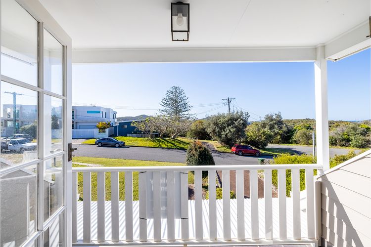 43 Squire Street, Fingal Bay