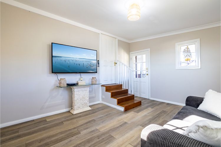 43 Squire Street, Fingal Bay