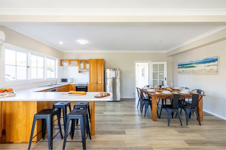 43 Squire Street, Fingal Bay