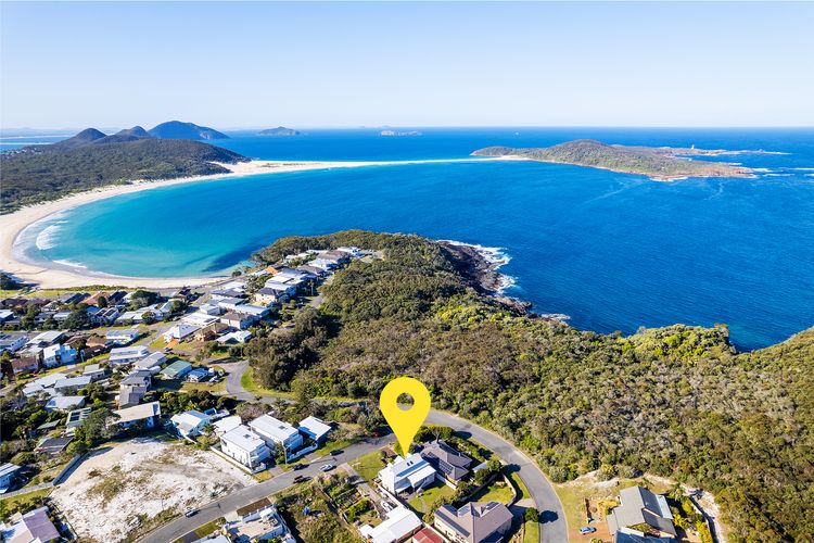 43 Squire Street, Fingal Bay