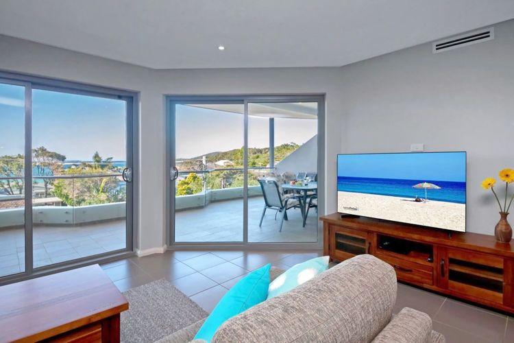 Barefoot Bliss 4/6-10 Market Street – Surfside Apartments