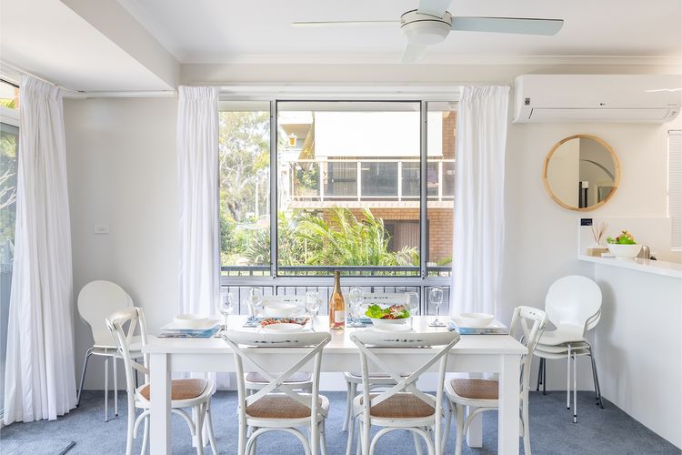 Albacore 1, 12-14 Ondine Close – waterfront, pool, lift & views