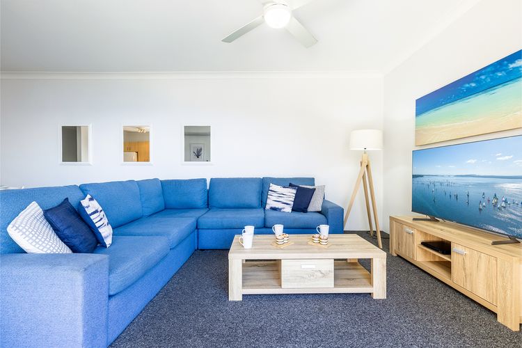 Kiah, 12/53 Victoria Pde – Panoramic water views, WIFI and Air Con